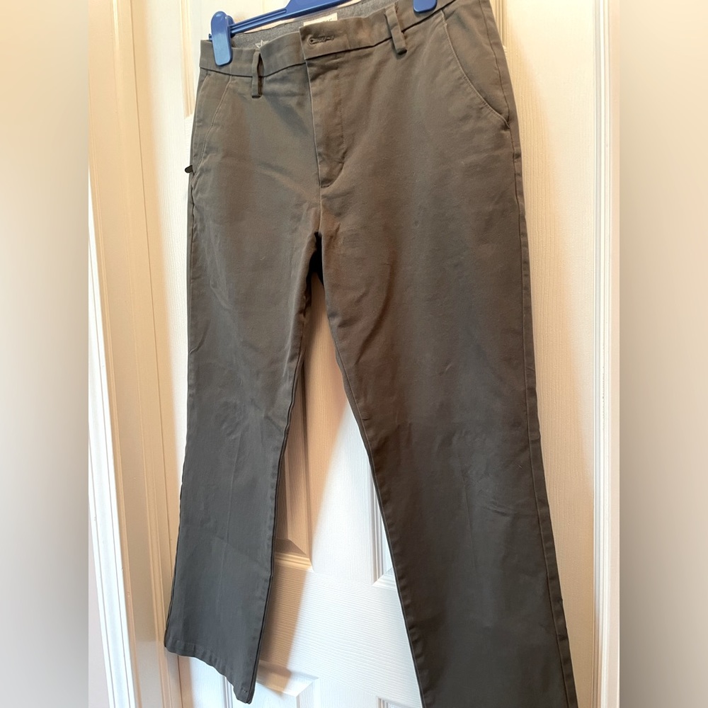 Men’s dockers pants